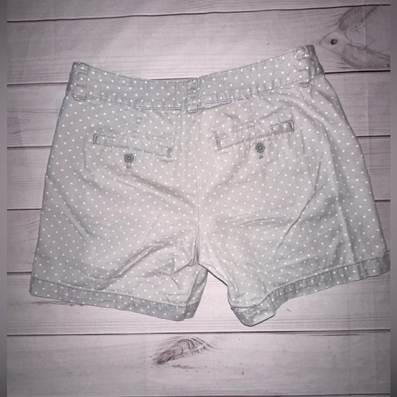 Ann Taylor Gray Polka Dot Women's Shorts - Picture 2 of 8